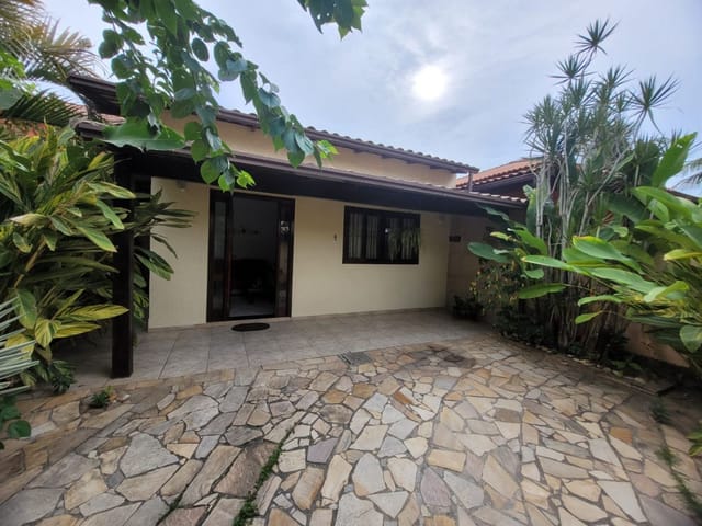 Casa com 225m² 4 quartos e 3 banheiros, à venda, no bairro Serra Grande em Niterói