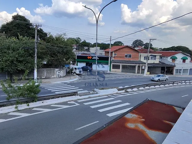 Casa com 280m² 3 quartos e 2 banheiros, à venda, no bairro Interlagos em São Paulo