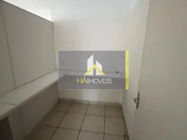 Loja com 90m², para alugar, no bairro Santa Efigênia em Belo Horizonte