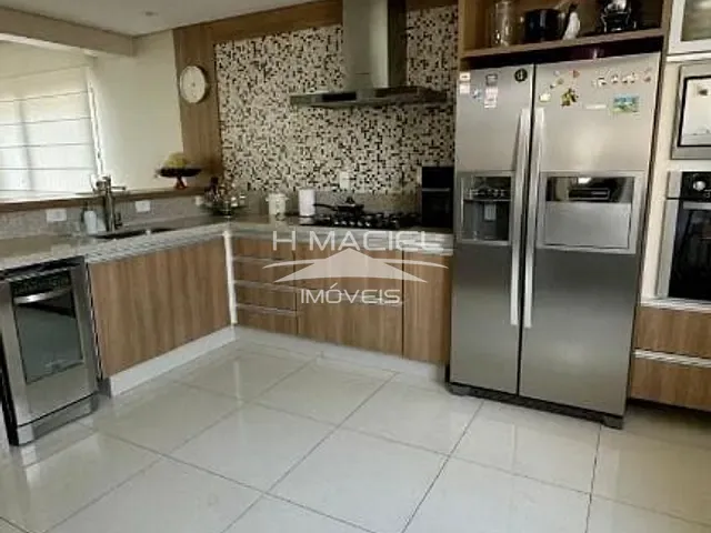 Casa com 420m² 4 quartos e 3 banheiros, para alugar, no bairro Swiss Park em Campinas