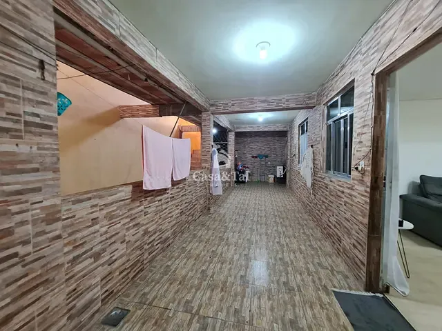 Casa com 175m² 5 quartos e 6 banheiros, à venda, no bairro Vila Rosali em São João de Meriti