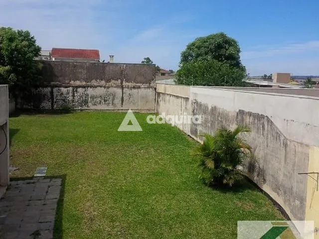 Casa com 756m² 4 quartos e 1 banheiro, à venda, no bairro Jardim Carvalho em Ponta Grossa