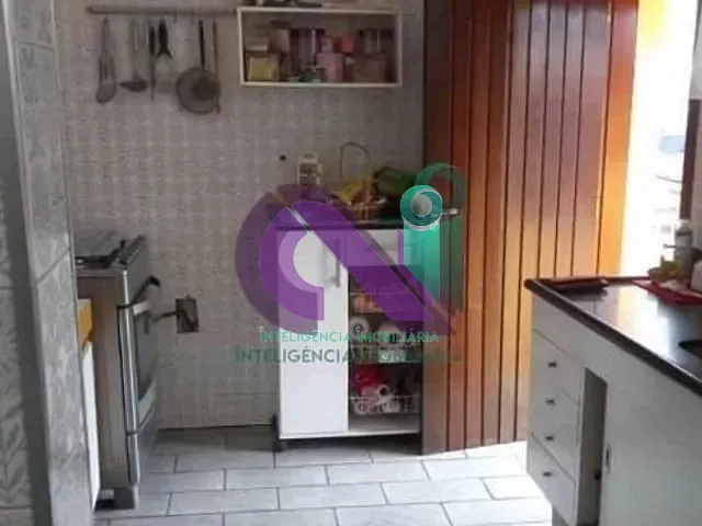 Casa 3 quartos e 2 banheiros, à venda, no bairro Jardim das Flores em Osasco