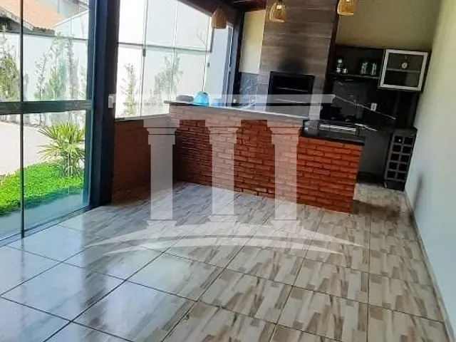 Casa com 330m² 3 quartos e 1 banheiro, à venda, no bairro Setor Industrial Norte em Sinop