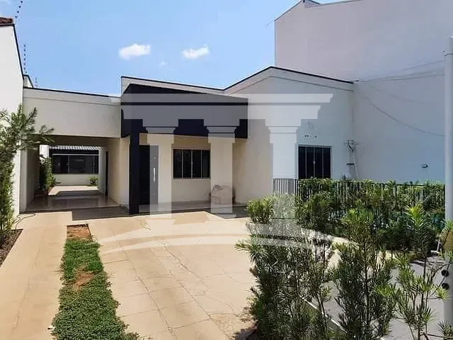 Casa com 330m² 3 quartos e 1 banheiro, à venda, no bairro Setor Industrial Norte em Sinop
