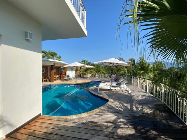 Casa 4 quartos e 5 banheiros, à venda, no bairro Engenho D Água em Ilhabela