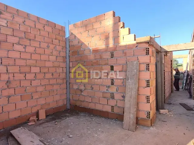 Casa 3 quartos e 3 banheiros, à venda, no bairro São Cristóvão em Concórdia