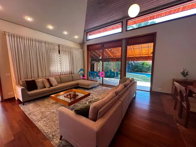 Casa com 1342m² 4 quartos e 4 banheiros, à venda, no bairro Vale das Paineiras em Americana