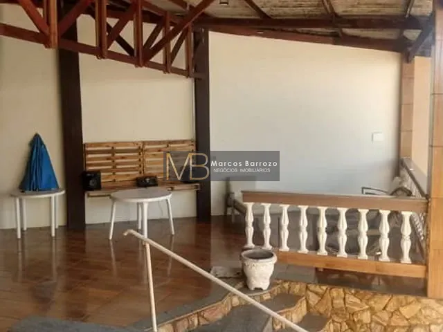 Casa com 650m², à venda, no bairro Ricardo em Londrina