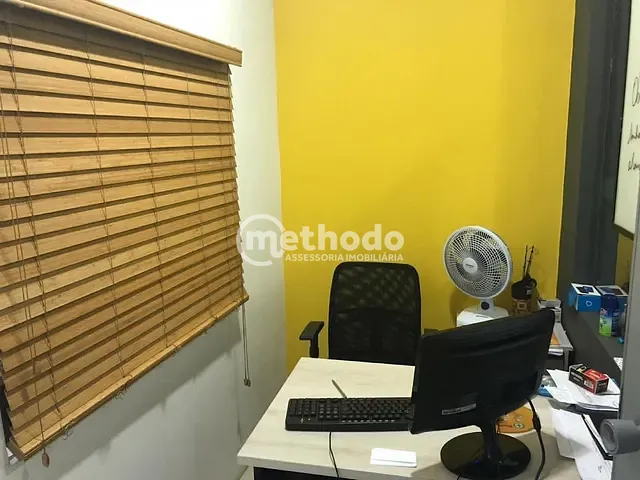 Casa com 452m² 1 quarto e 3 banheiros, à venda, no bairro Cambuí em Campinas