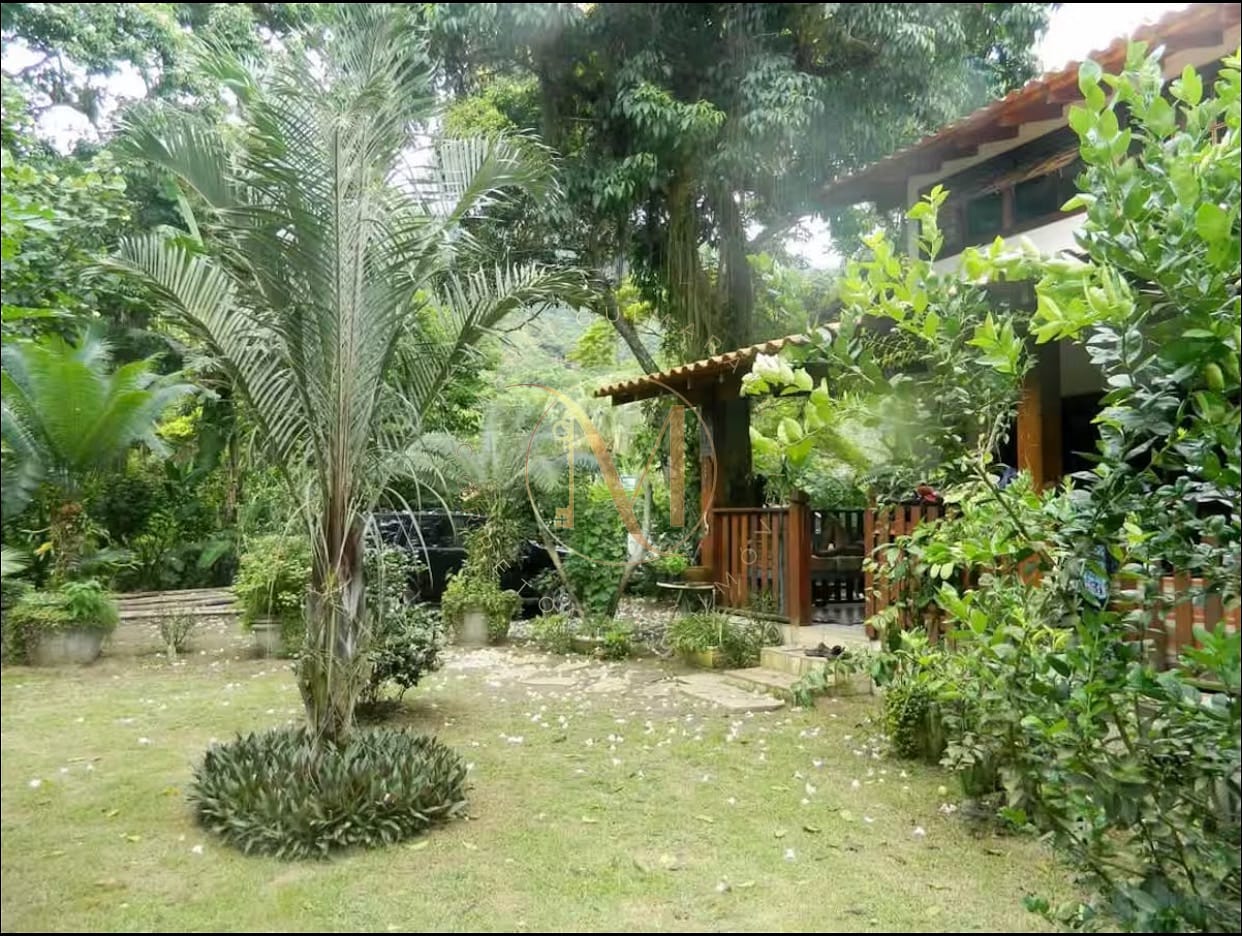 Casa, 3 quartos, 230 m² - Foto 1