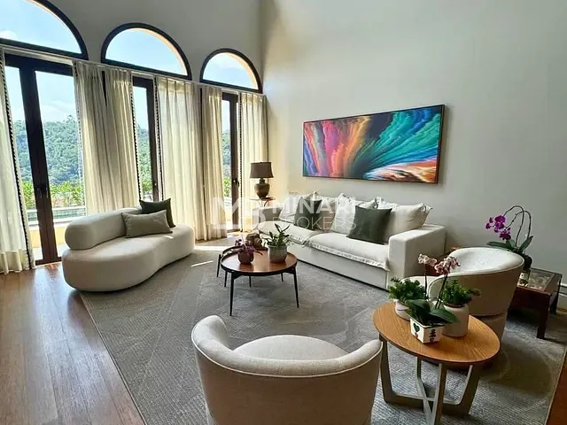 Casa com 758m² 5 quartos e 7 banheiros, à venda, no bairro Alphaville em Santana de Parnaíba