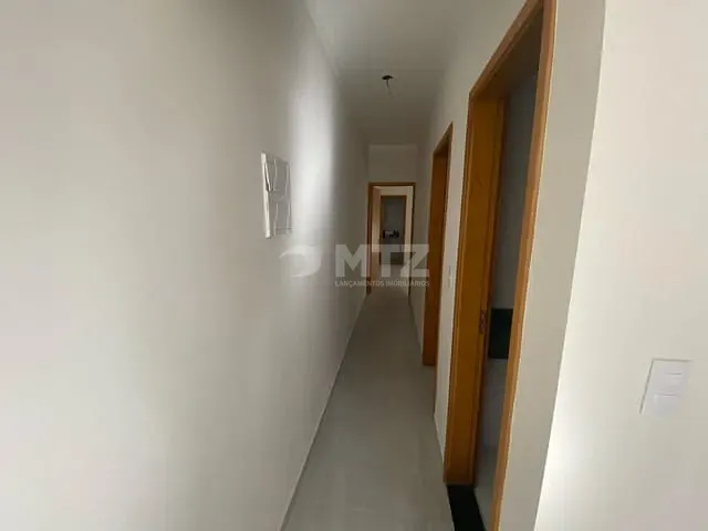Casa com 125m² 2 quartos e 2 banheiros, à venda, no bairro Central Parque (Livia) em Botucatu