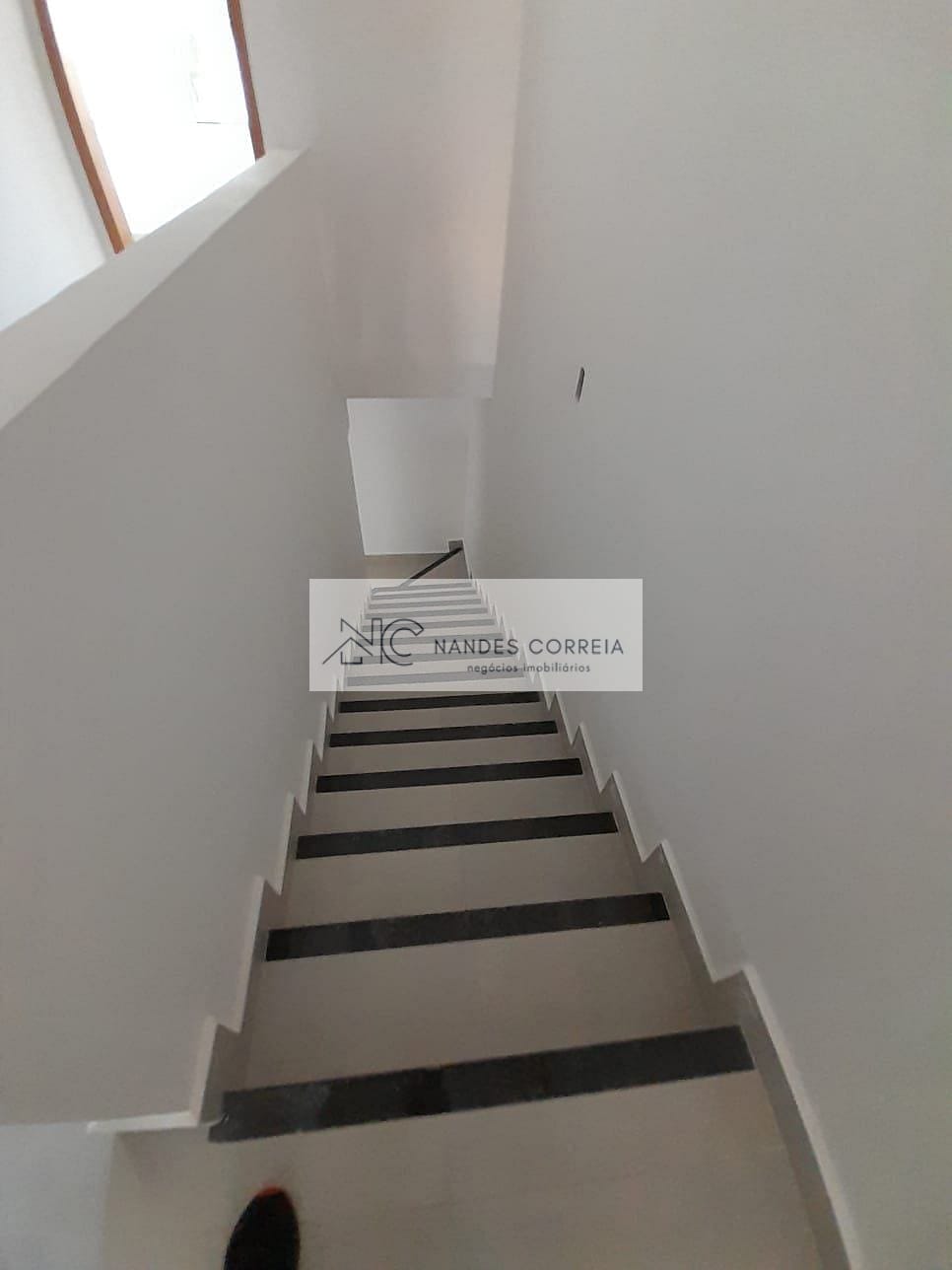 Casa à venda com 3 quartos, 120m² - Foto 14