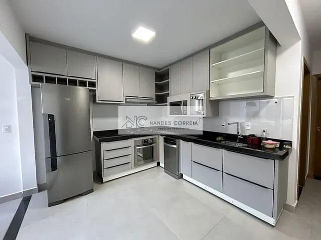 Casa com 133m² 3 quartos e 3 banheiros, à venda, no bairro Jardim Colúmbia D em Londrina