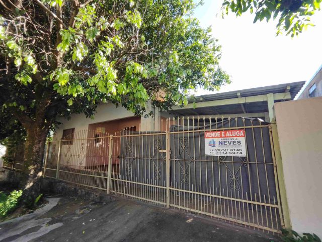 Casa 2 quartos e 1 banheiro, à venda, no bairro Parque Vila Nova em Fernandópolis