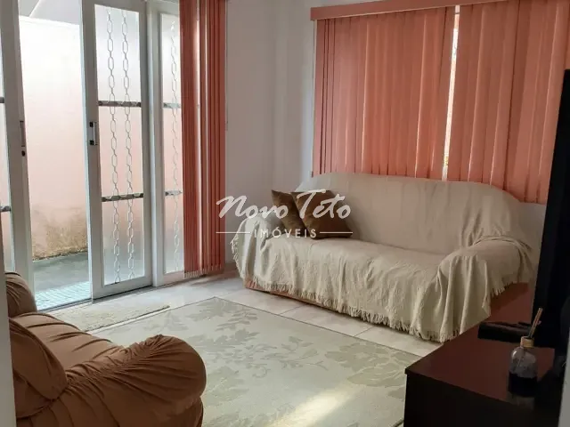 Casa 2 quartos e 1 banheiro, à venda, no bairro Jardim Santa Inês II em São José dos Campos