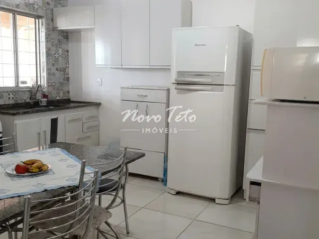 Casa 2 quartos e 1 banheiro, à venda, no bairro Jardim Santa Inês II em São José dos Campos