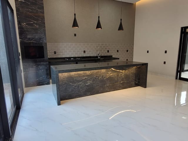 Casa com 360m² 3 quartos e 5 banheiros, à venda, no bairro Residencial Donnabella em Olímpia