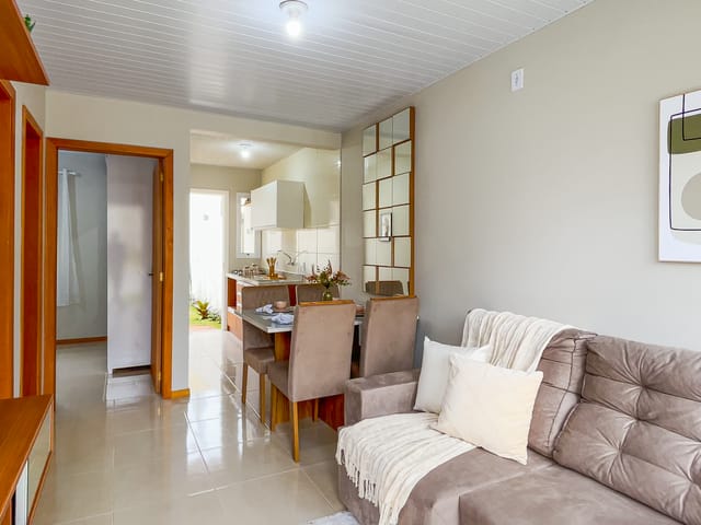 Casa com 50m² 2 quartos e 1 banheiro, à venda, no bairro Jardim Iolanda em Guaíba