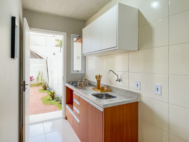 Casa com 50m² 2 quartos e 1 banheiro, à venda, no bairro Jardim Iolanda em Guaíba