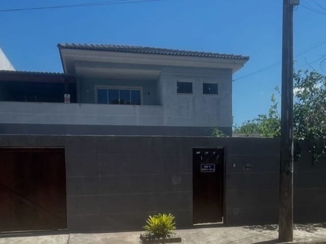 Casa 4 quartos e 3 banheiros, à venda, no bairro Maria Turri em Rio das Ostras