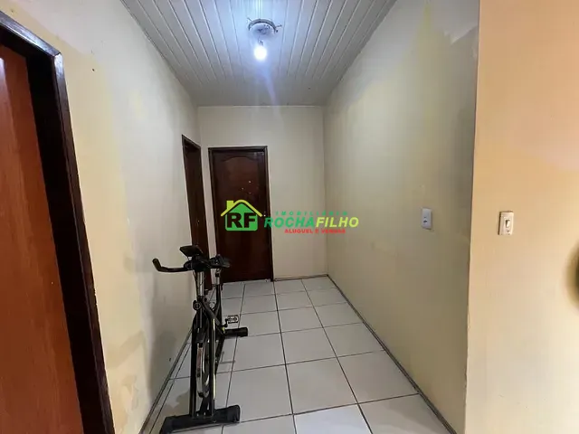 Casa com 256m² 6 quartos e 6 banheiros, à venda, no bairro Monte Castelo em Teresina