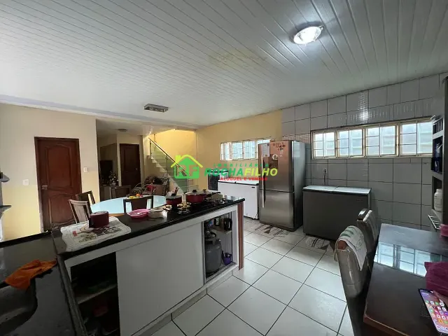 Casa com 256m² 6 quartos e 6 banheiros, à venda, no bairro Monte Castelo em Teresina