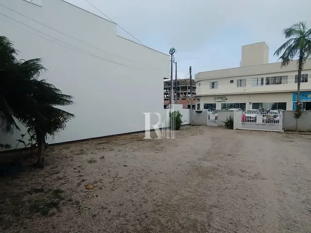 Casa com 480m² 2 quartos e 1 banheiro, à venda, no bairro Centro em Tijucas