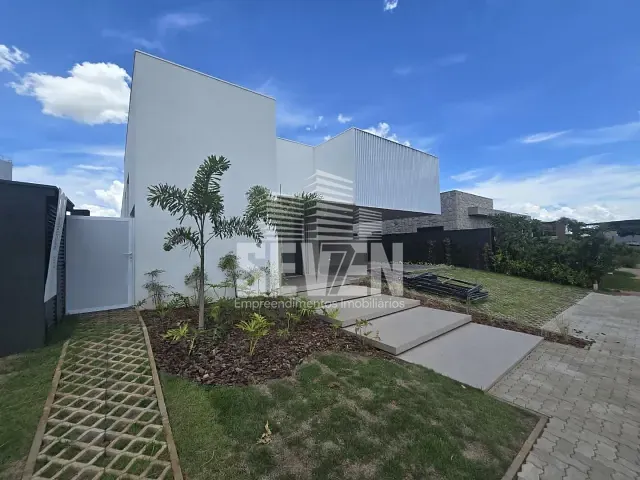 Casa com 250m² 3 quartos e 5 banheiros, à venda, no bairro Vila Aviação em Bauru
