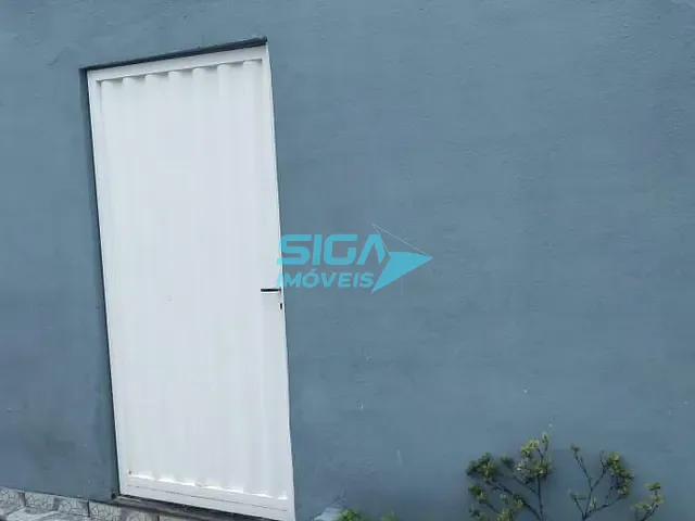 Casa com 300m² 4 quartos e 4 banheiros, à venda, no bairro Xangrilá em Pouso Alegre