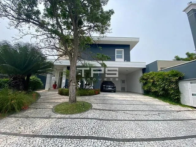 Casa com 400m² 4 quartos e 5 banheiros, à venda ou para alugar, no bairro Jardim das Nações em Taubaté