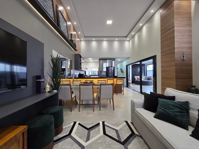 Casa Térrea Espetacular em Condomínio de Alto Padrão