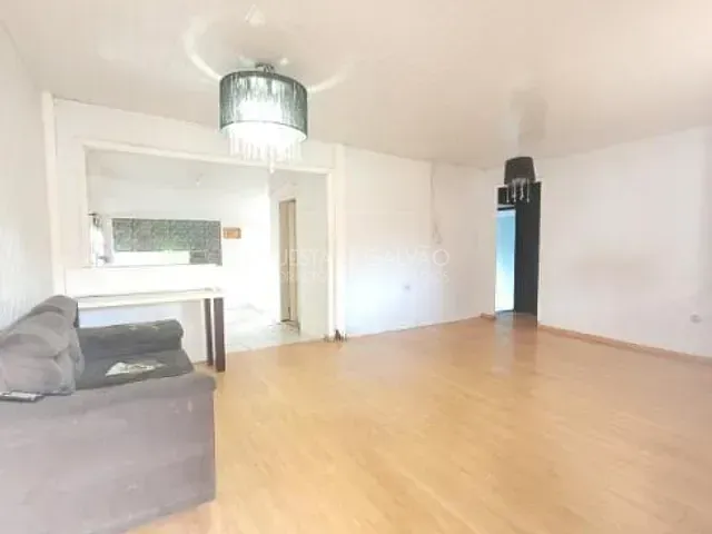 Casa com 1m², à venda, no bairro Portão em Curitiba