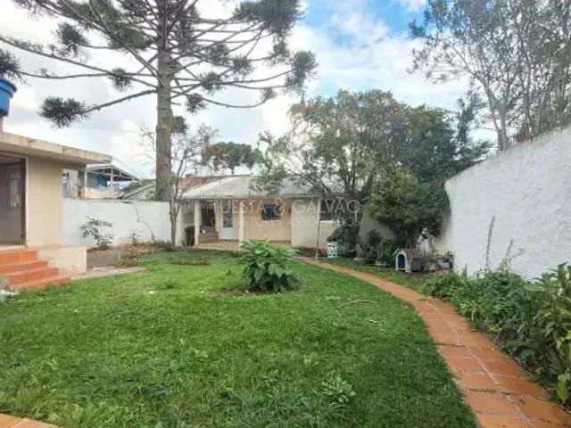 Casa com 1m², à venda, no bairro Portão em Curitiba
