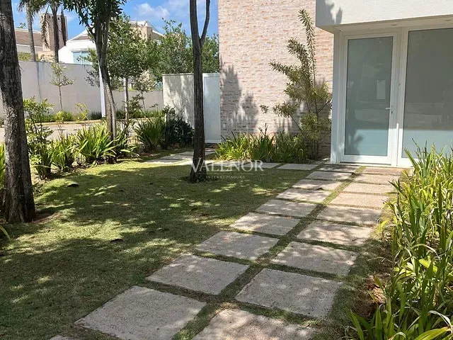Casa com 270m² 4 quartos e 5 banheiros, à venda, no bairro Cidade Santos Dumont em Jundiaí