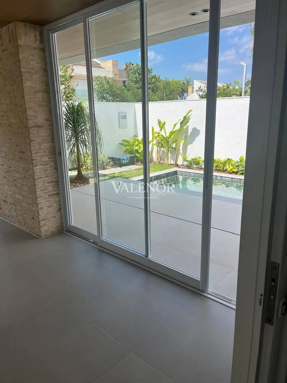 Casa, 4 quartos, 270 m² - Foto 9