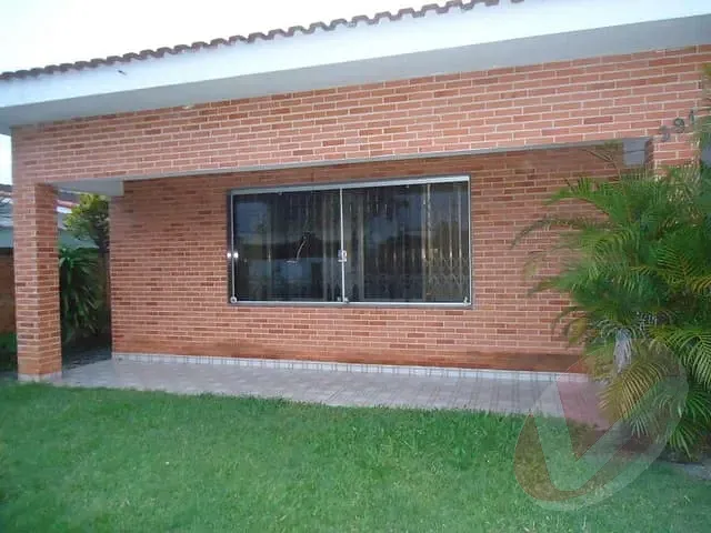 Casa com 364m² 3 quartos e 3 banheiros, à venda, no bairro Flórida em Praia Grande