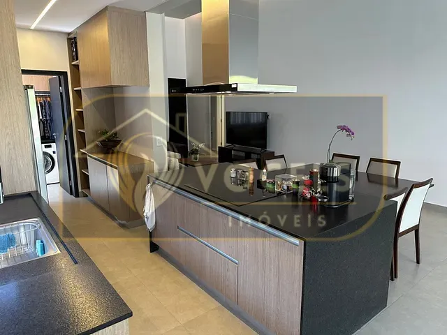 Casa 3 quartos e 4 banheiros, à venda, no bairro Residencial Portal do Sol em Holambra