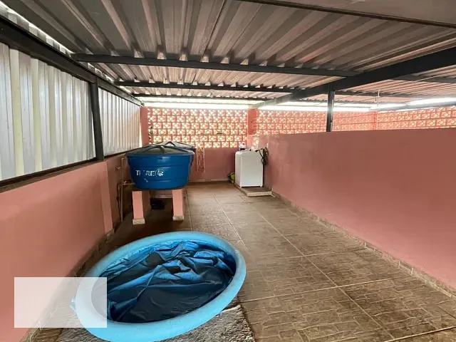 Casa 3 quartos e 2 banheiros, à venda, no bairro Nossa Senhora da Glória em Santos Dumont