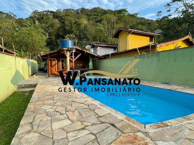 Casa com 700m² 2 quartos e 2 banheiros, à venda, no bairro Boiçucanga em São Sebastião