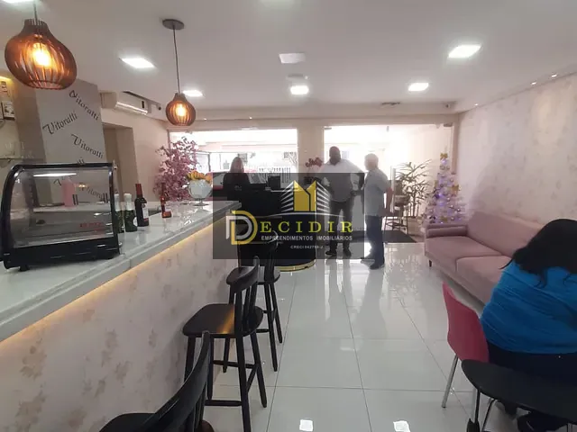 Sobrado com 250m², para alugar, no bairro Jardim Anália Franco em São Paulo