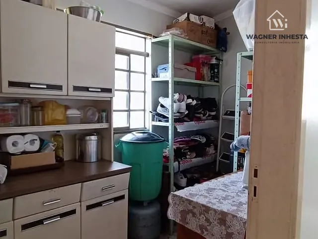 Casa com 505m² 3 quartos e 1 banheiro, à venda, no bairro Jardim Alvorada em Maringá