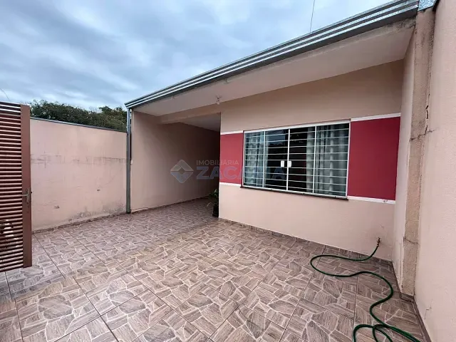 Casa 2 quartos e 1 banheiro, à venda, no bairro Jardim Catuaí III em Apucarana