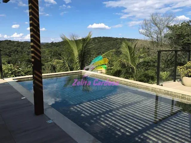 Casa com 2000m² 5 quartos e 7 banheiros, à venda, no bairro Condomínio Vale do Ouro em Ribeirão das Neves