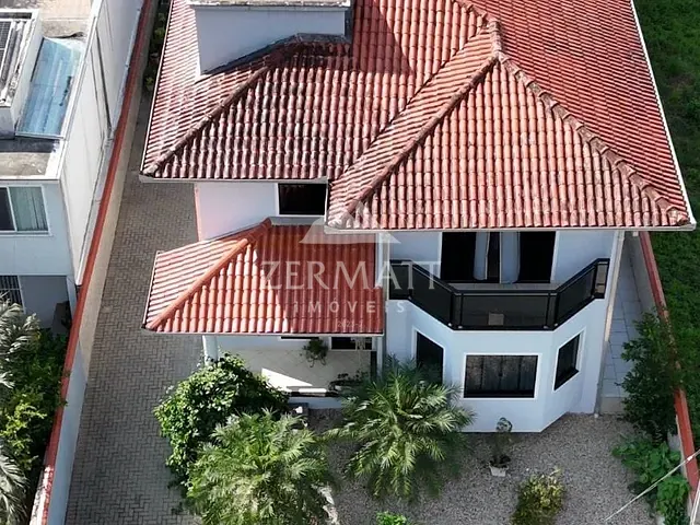 Casa com 397m² 3 quartos e 1 banheiro, à venda, no bairro Bela Vista em Gaspar