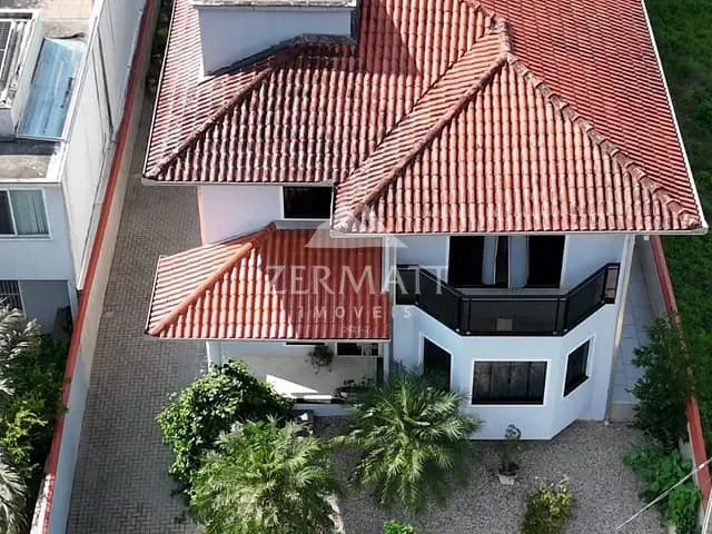 Casa com 397m² 3 quartos e 1 banheiro, à venda, no bairro Bela Vista em Gaspar