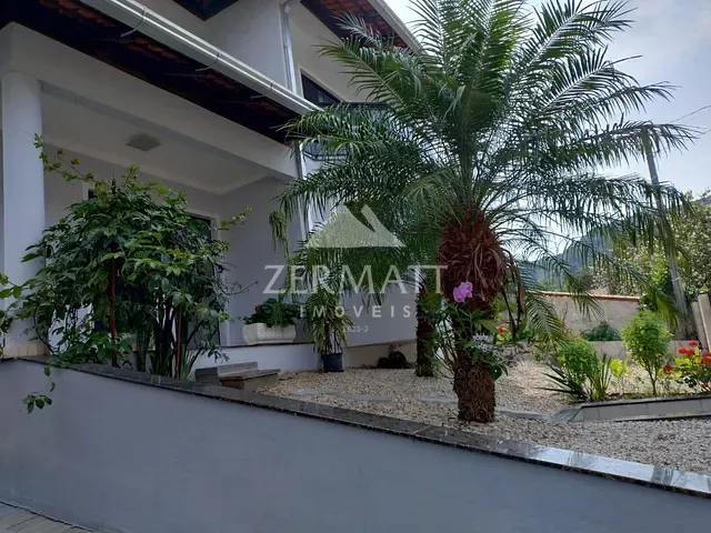 Casa com 397m² 3 quartos e 1 banheiro, à venda, no bairro Bela Vista em Gaspar