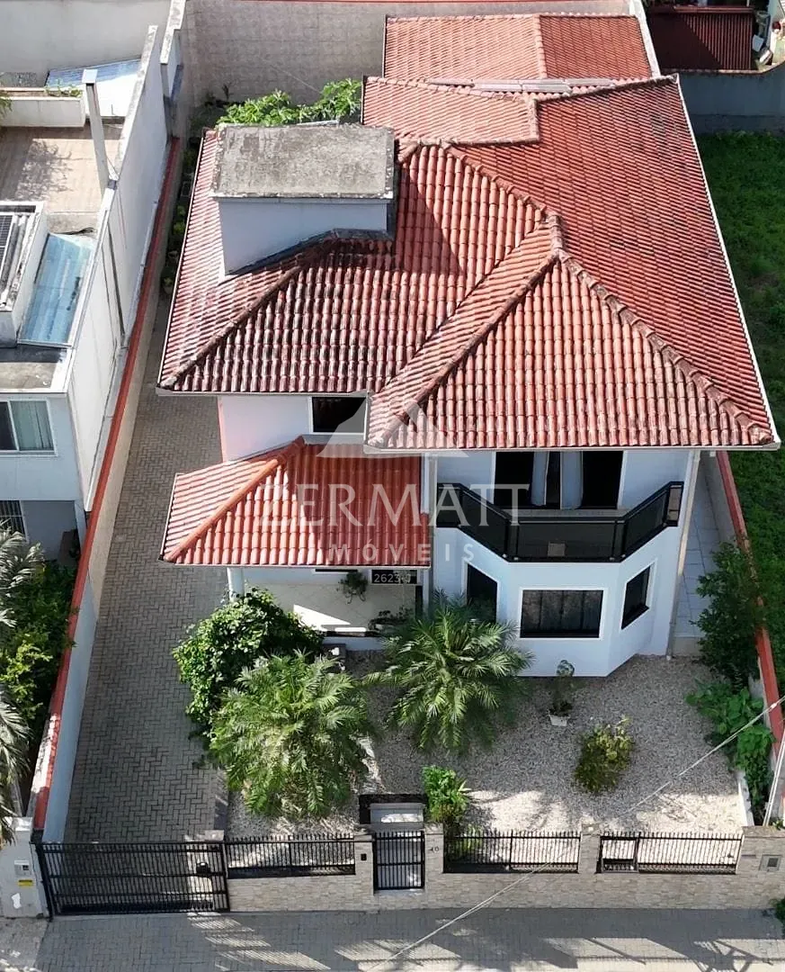 Casa no Bairro Bela Vista em Gaspar com 3 Dormitórios (1 suíte) de 270 m - foto 1