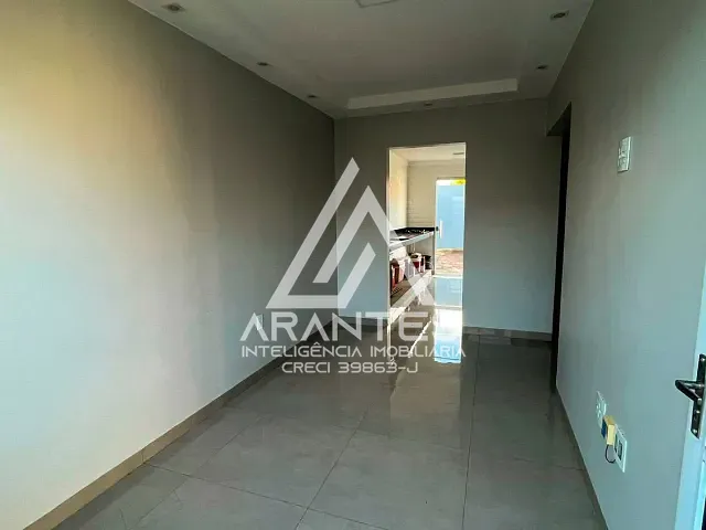 Casa 2 quartos e 1 banheiro, à venda, no bairro Conjunto Habitacional Vida Nova em Barretos